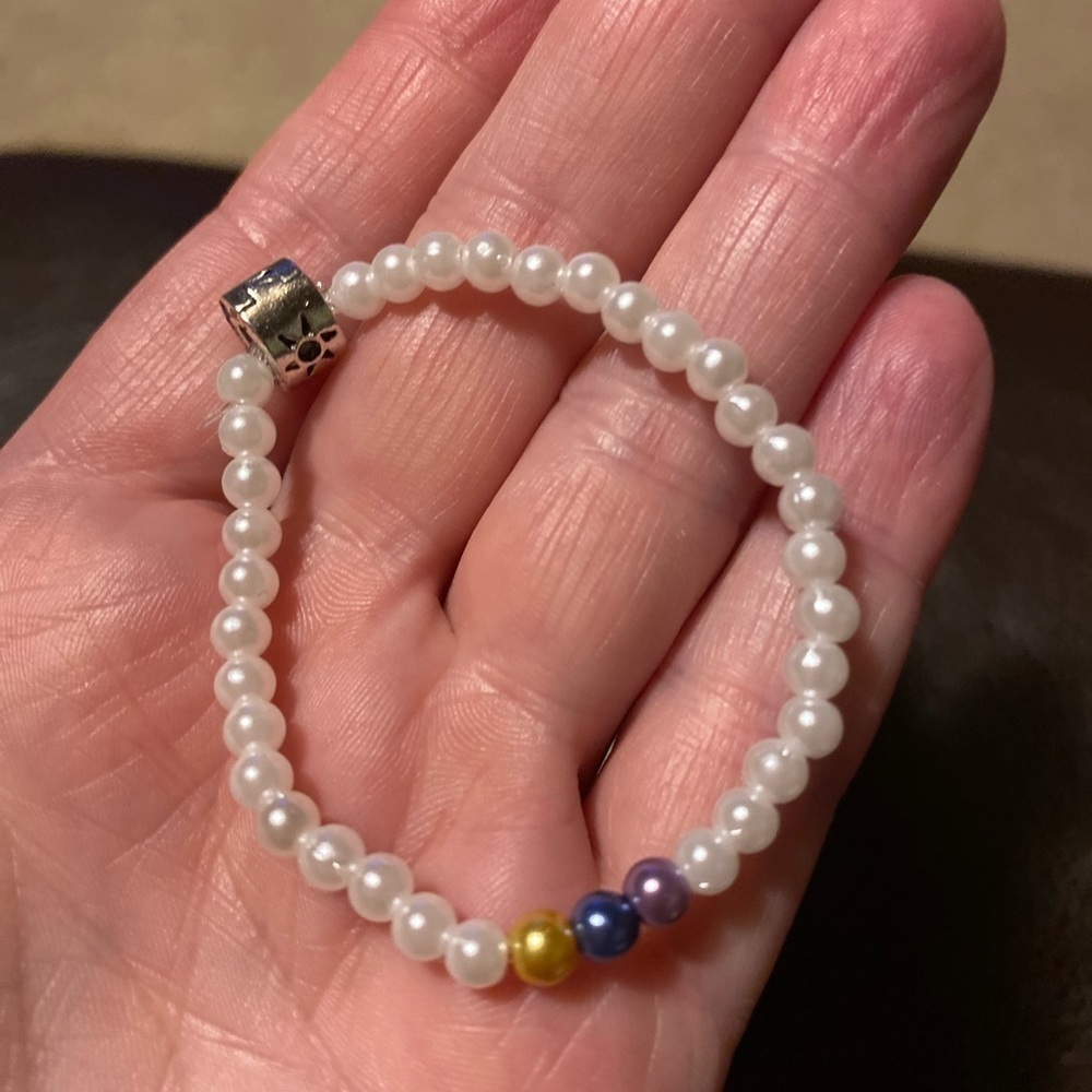 🌟2 for 12🌟Toddler Beaded Anklet/Bracelet/elastic Pearls fake of course🌟